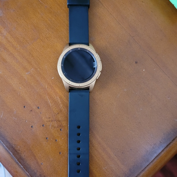 Samsung Accessories - Samsung galaxy smart watch